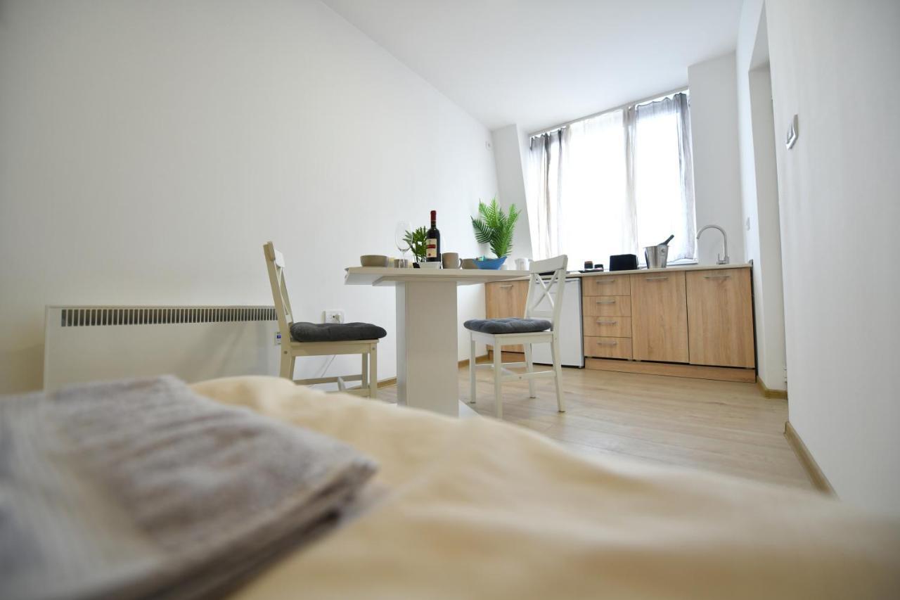 West In Apartments Čačak Esterno foto