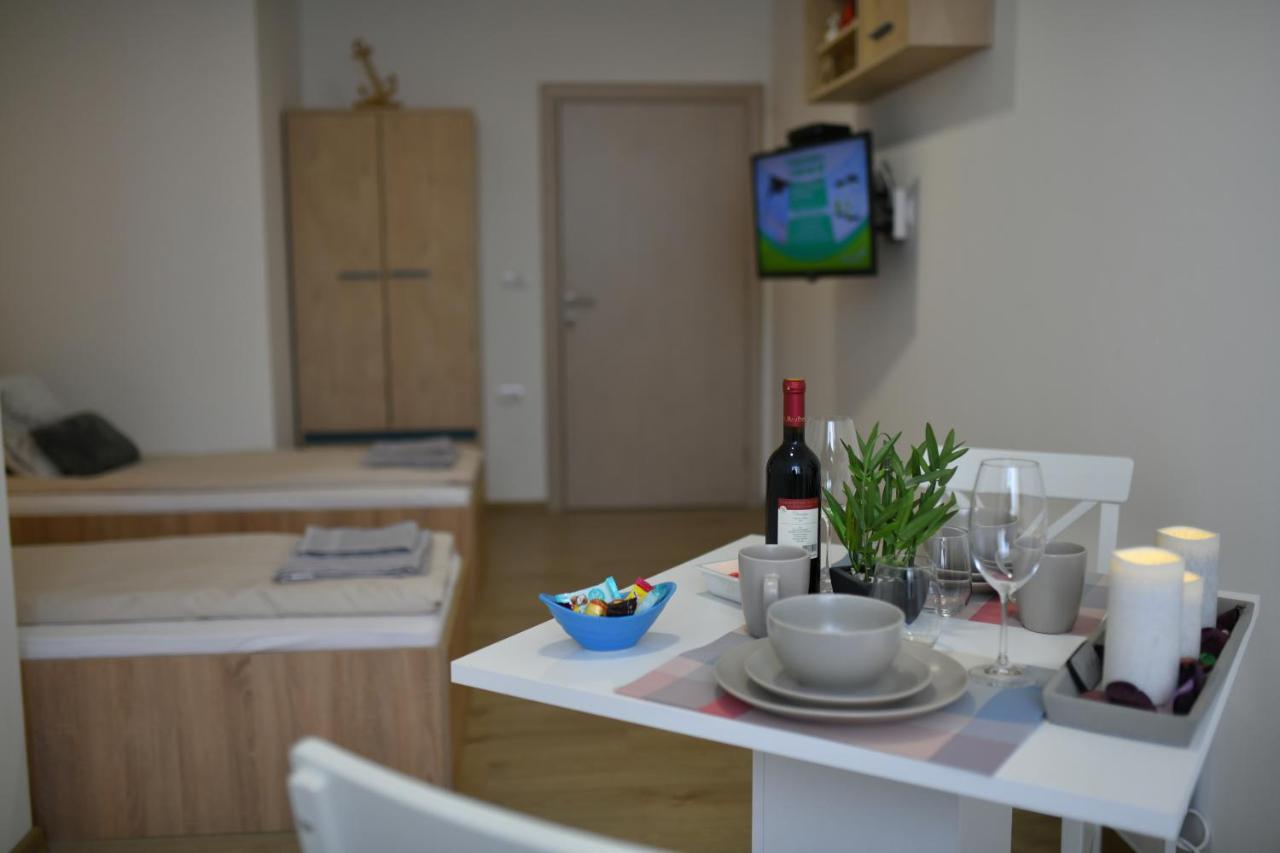 West In Apartments Čačak Esterno foto