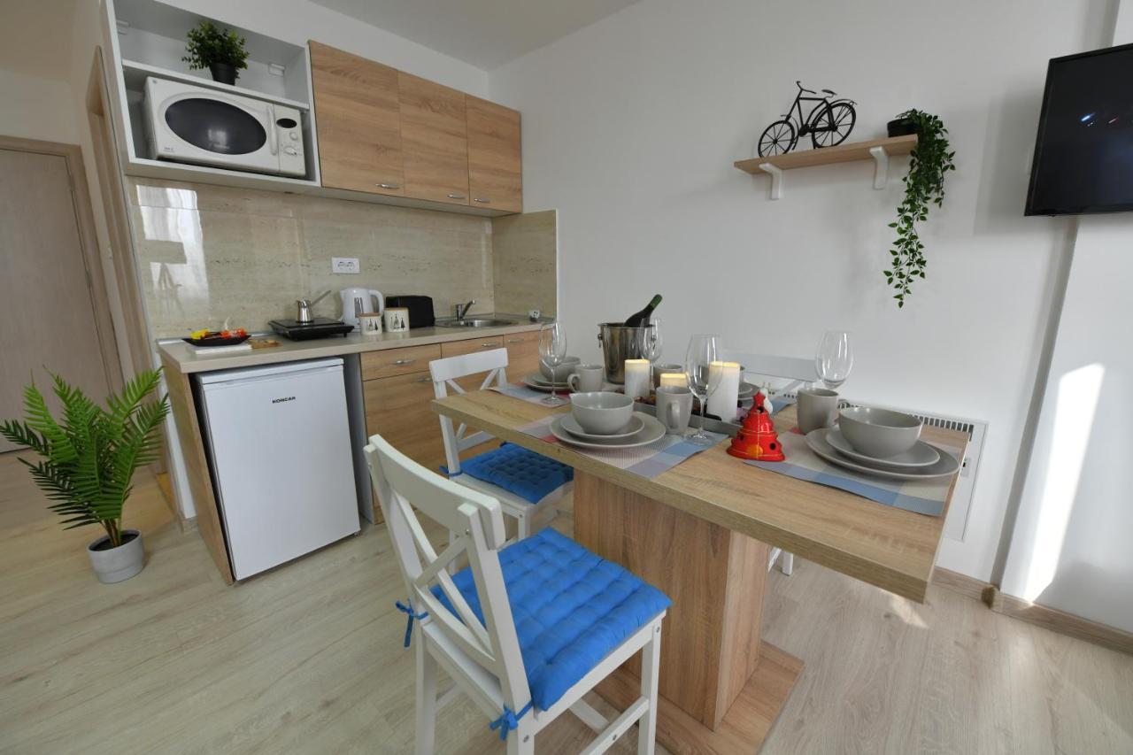 West In Apartments Čačak Esterno foto