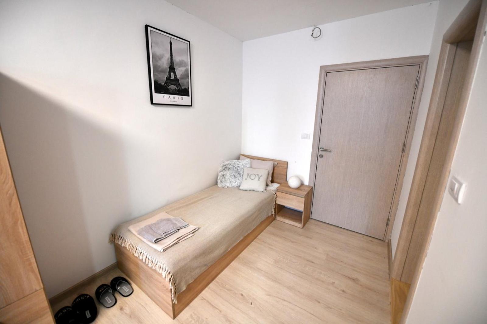 West In Apartments Čačak Esterno foto